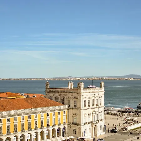 The Savoy Truffle A Chic Retreat With The View Apartment Lissabon