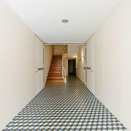 Minimal Lust R2 Apartment Lisbon