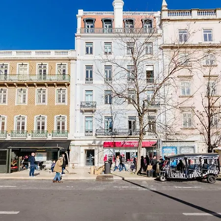 The Savoy Truffle A Chic Retreat With The View Apartman *